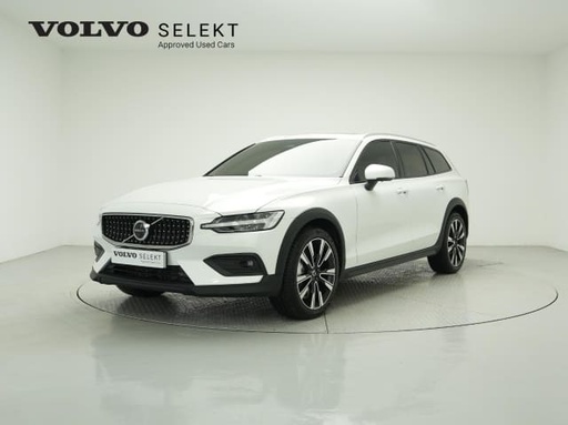 2024 VOLVO V60