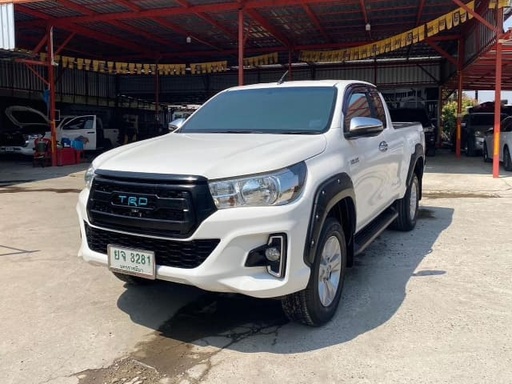 2018 TOYOTA Hilux