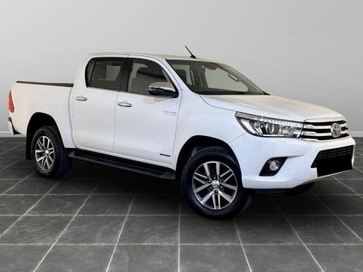 2018 TOYOTA Hilux