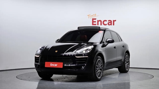 2018 Porsche MACAN