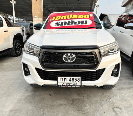 2019 TOYOTA Hilux
