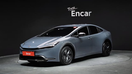 2024 TOYOTA Prius