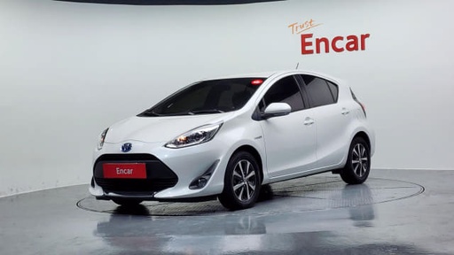 2020 TOYOTA Prius