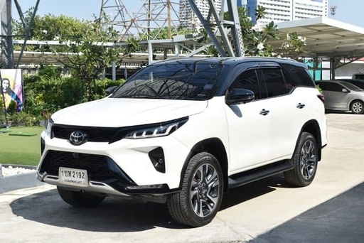 2021 TOYOTA Fortuner
