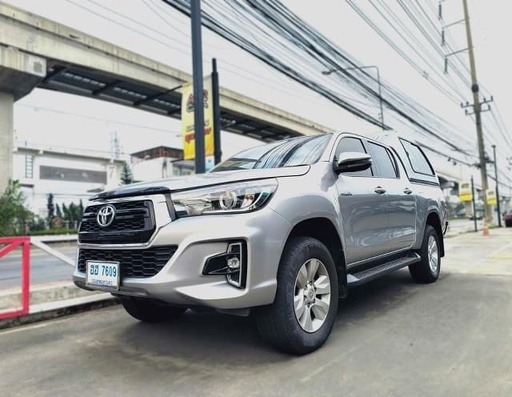2019 TOYOTA Hilux