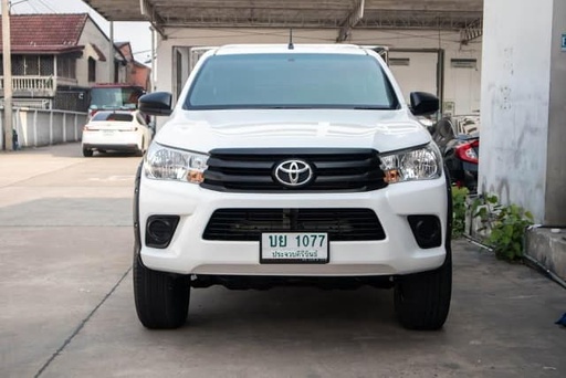2019 TOYOTA Hilux