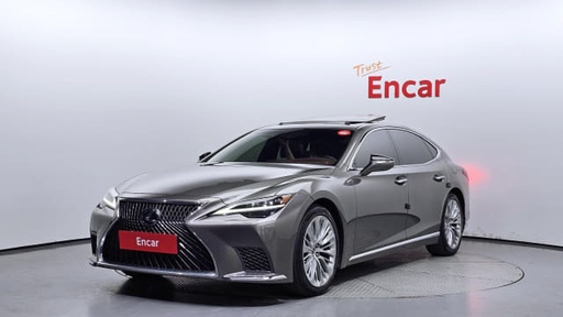 2022 LEXUS LS