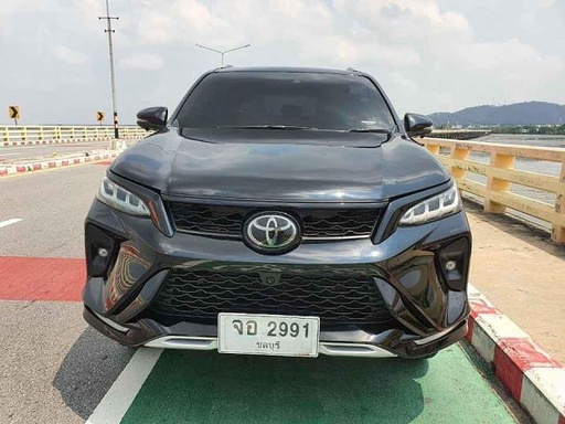 2021 TOYOTA Fortuner