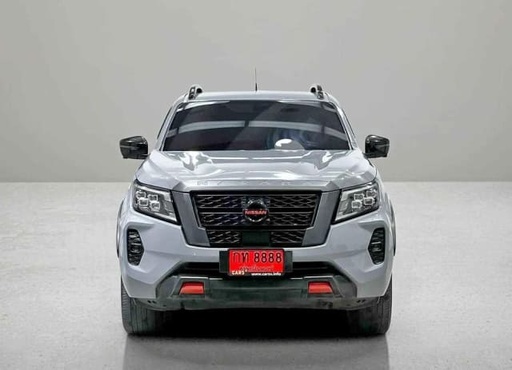 2021 NISSAN Navara
