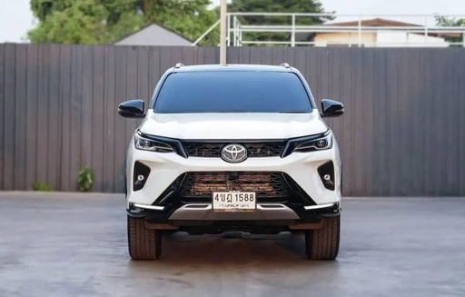 2023 TOYOTA Fortuner