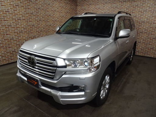 2020 TOYOTA Land Cruiser