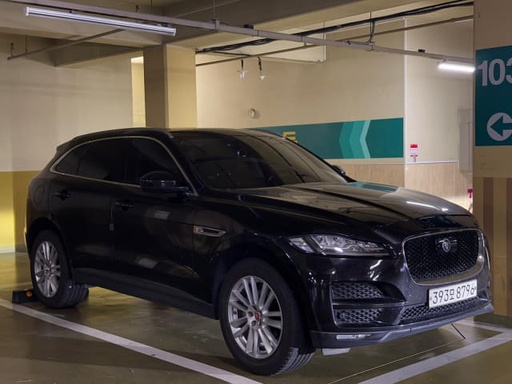 2019 JAGUAR F-PACE