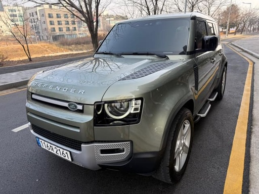 2022 LAND ROVER Defender