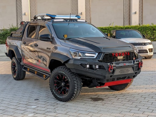 2020 TOYOTA Hilux