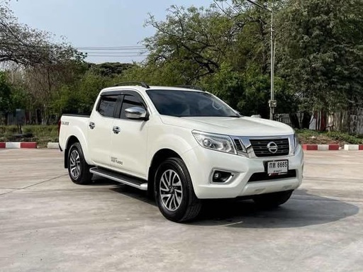 2017 NISSAN Navara