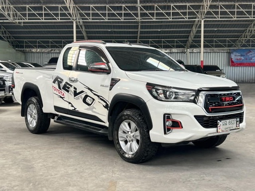 2017 TOYOTA Hilux
