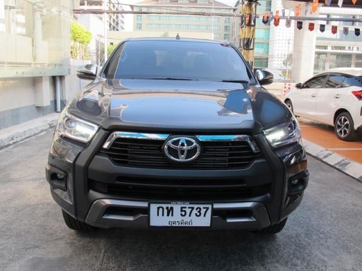 2023 TOYOTA Hilux
