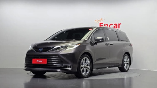 2023 TOYOTA Sienna
