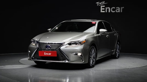 2017 LEXUS ES