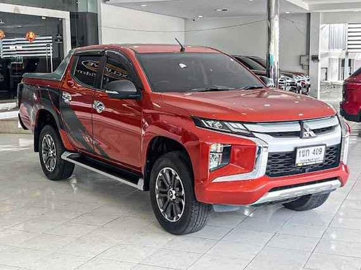 2020 MITSUBISHI Triton