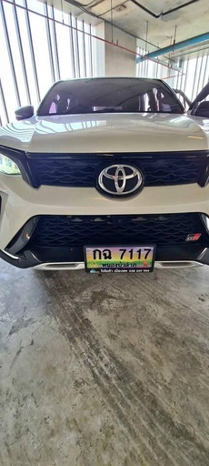 2021 TOYOTA Fortuner