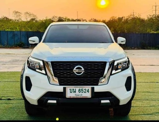 2020 NISSAN Navara