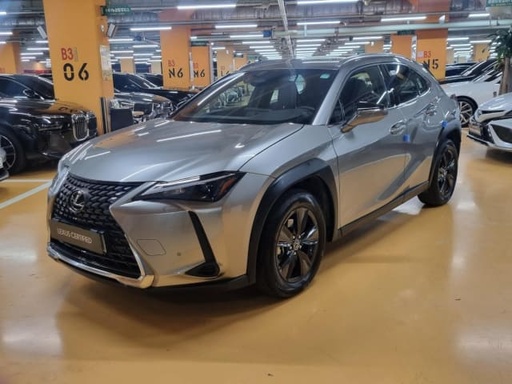 2025 LEXUS UX