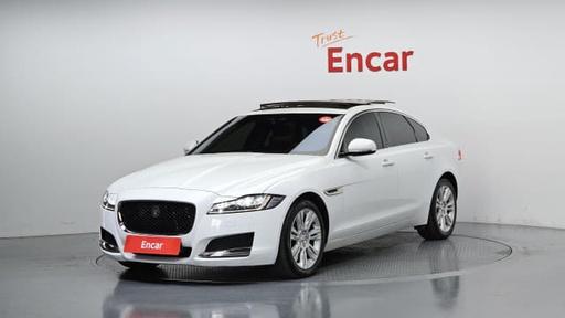 2020 JAGUAR XF, 