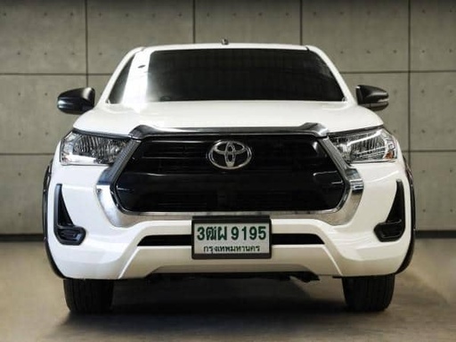 2022 TOYOTA Hilux