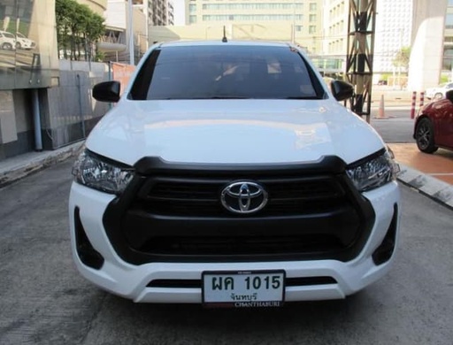 2024 TOYOTA Hilux