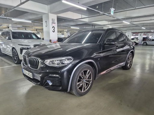 2021 BMW X4