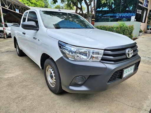 2019 TOYOTA Hilux