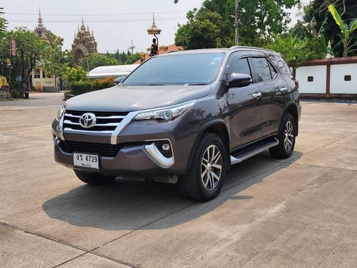 2019 TOYOTA Fortuner