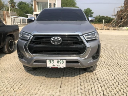 2021 TOYOTA Hilux