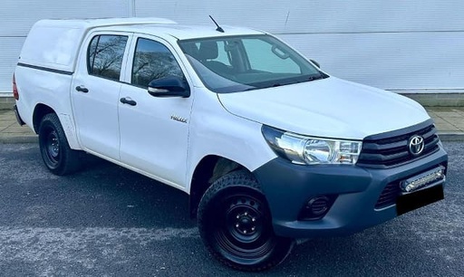 2016 TOYOTA Hilux