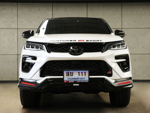 2022 TOYOTA Fortuner