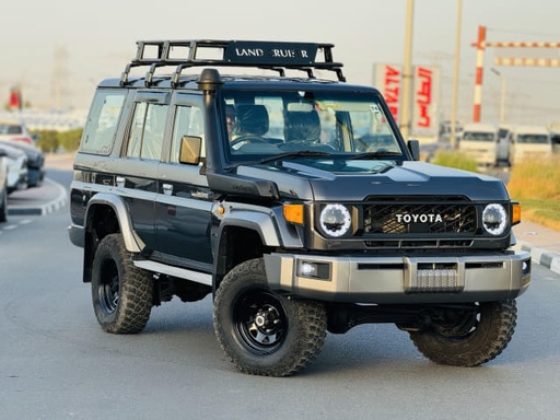 2019 TOYOTA Land Cruiser, 