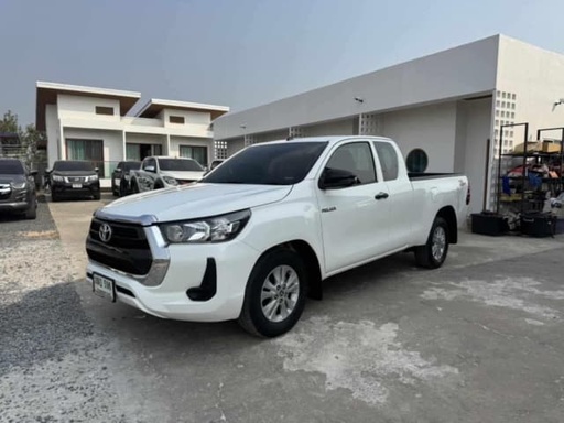 2021 TOYOTA Hilux