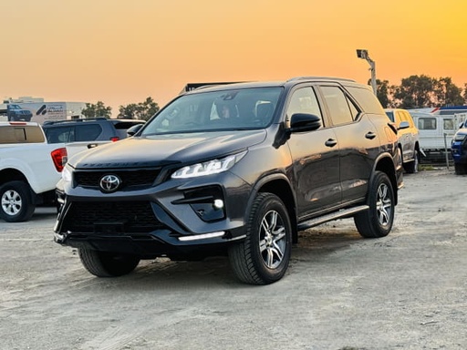 2022 TOYOTA Fortuner, 