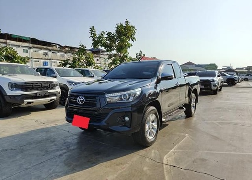 2018 TOYOTA Hilux