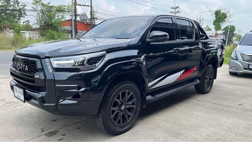 2022 TOYOTA Hilux