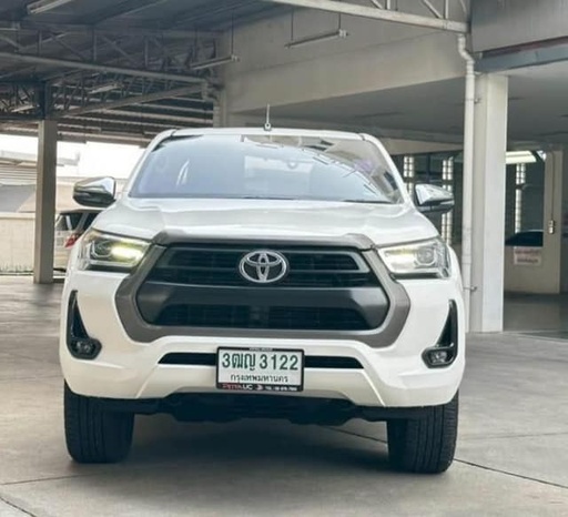2021 TOYOTA Hilux