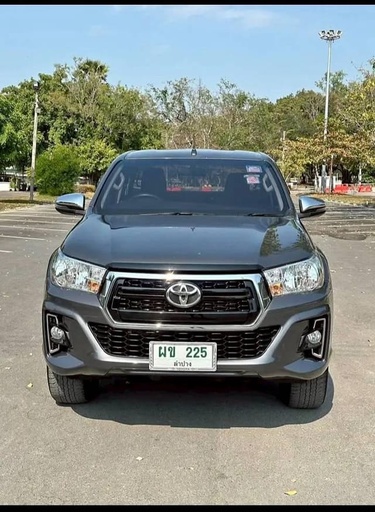 2018 TOYOTA Hilux
