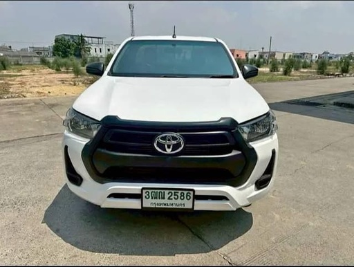 2021 TOYOTA Hilux