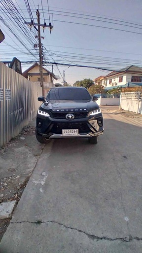 2021 TOYOTA Fortuner