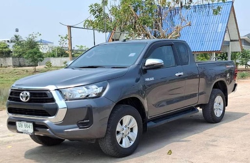 2020 TOYOTA Hilux