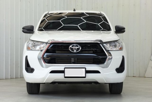 2023 TOYOTA Hilux