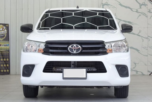 2017 TOYOTA Hilux