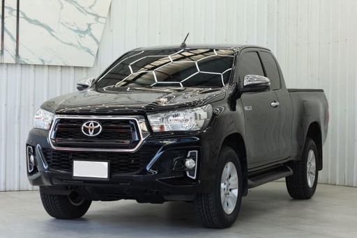2018 TOYOTA Hilux