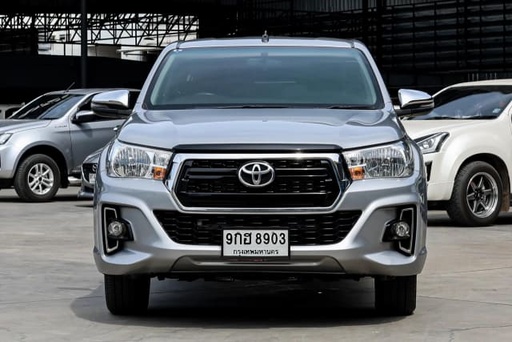 2020 TOYOTA Hilux